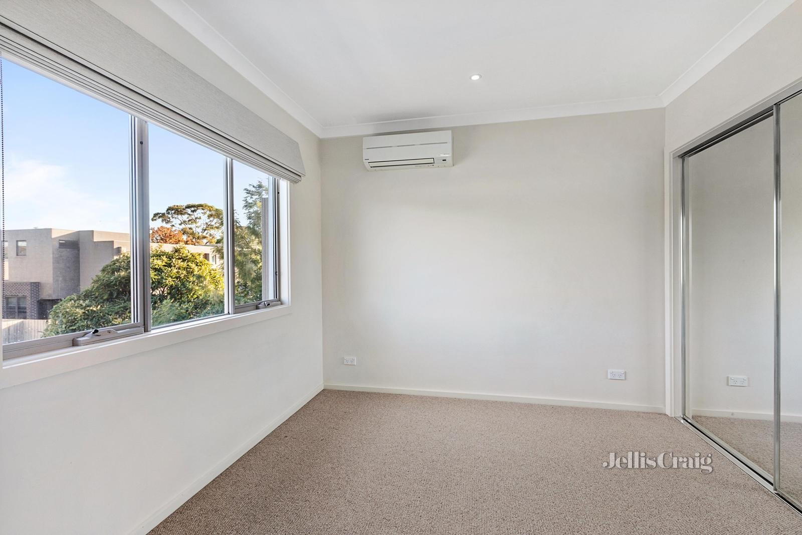 3/35 Burton Street, Chadstone image 8