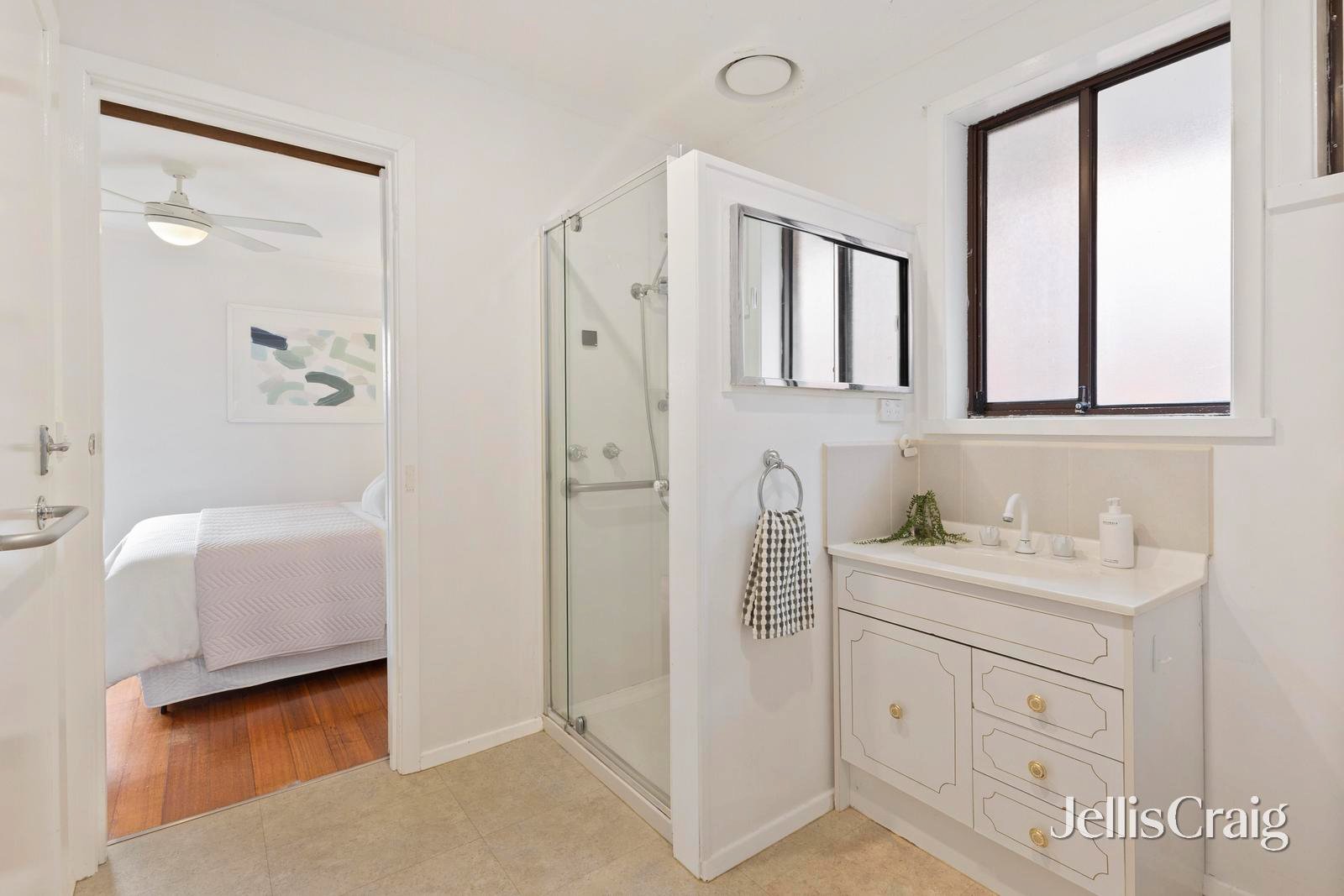 3/35 Felix Grove, Mooroolbark image 8