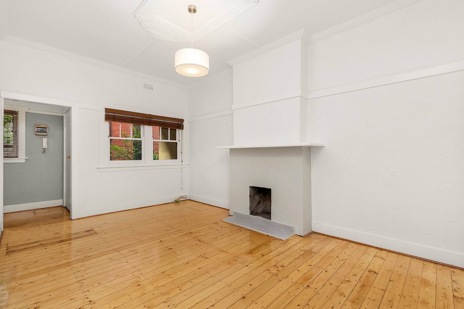 Property Gallery Thumbnail 2