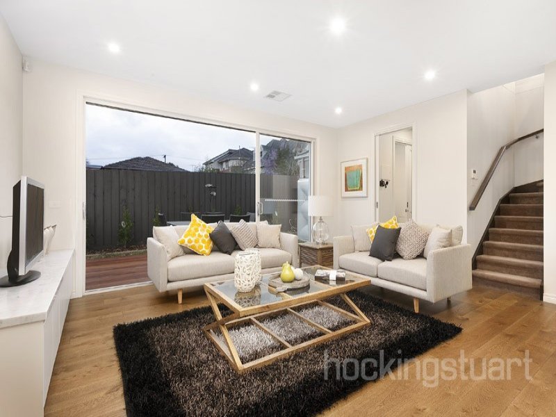 3/35 Kenny Street, Balwyn North image 4