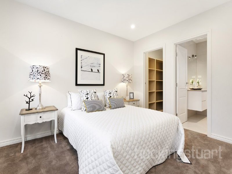 3/35 Kenny Street, Balwyn North image 5