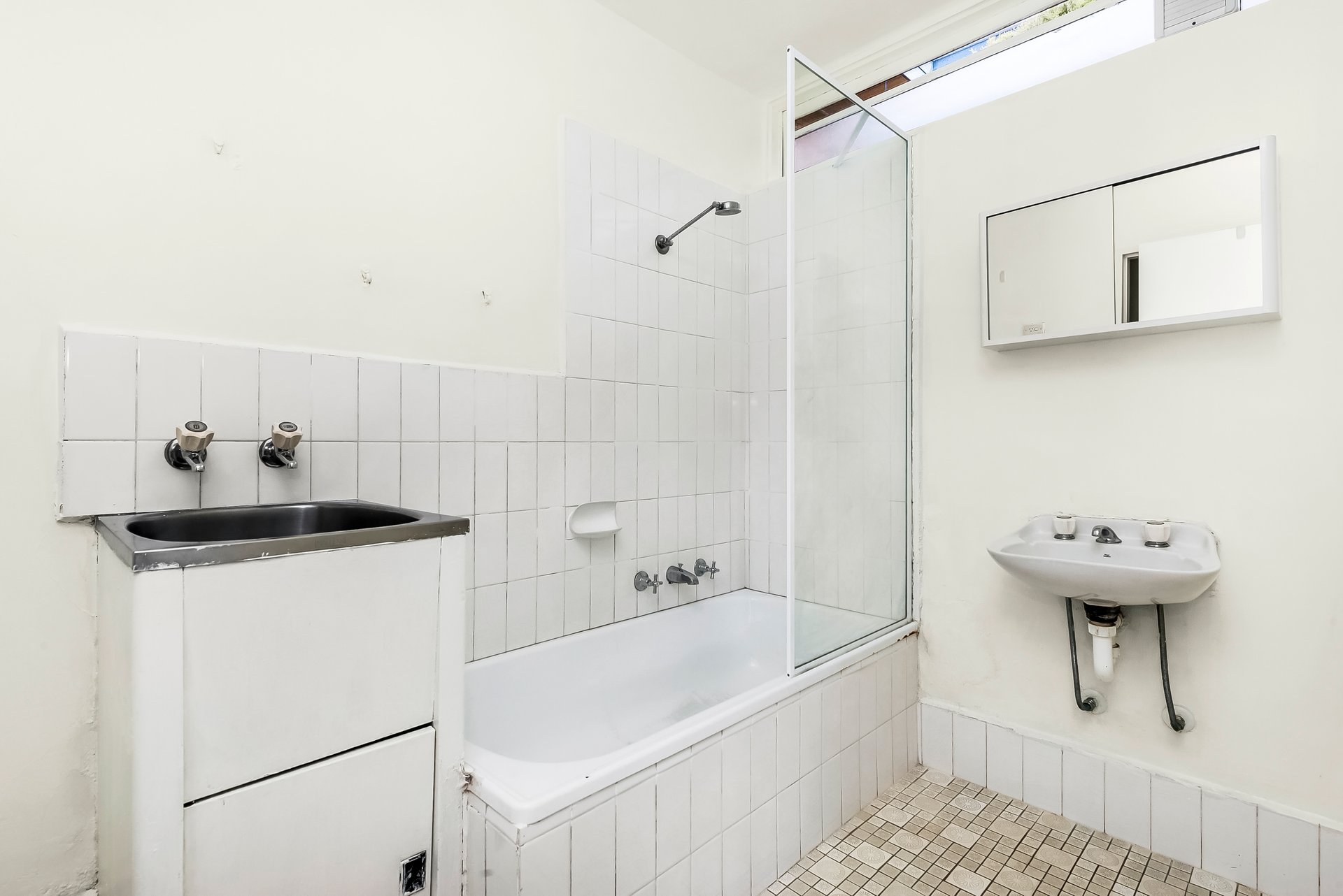 Property Gallery Thumbnail 5