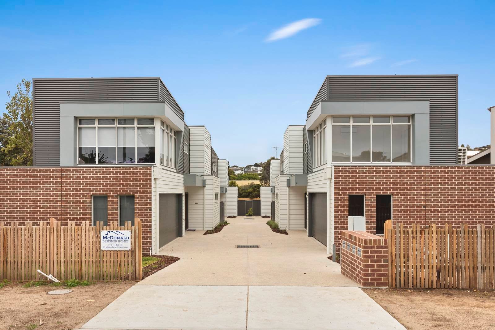 Property Gallery Thumbnail 8