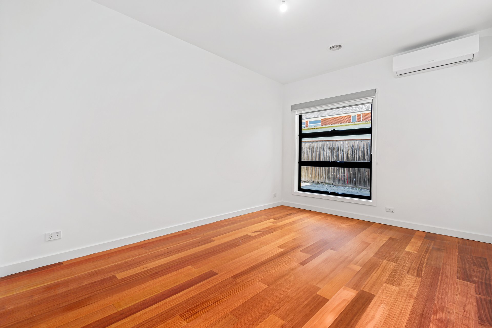 3/35 Whitworth Avenue, Springvale image 4