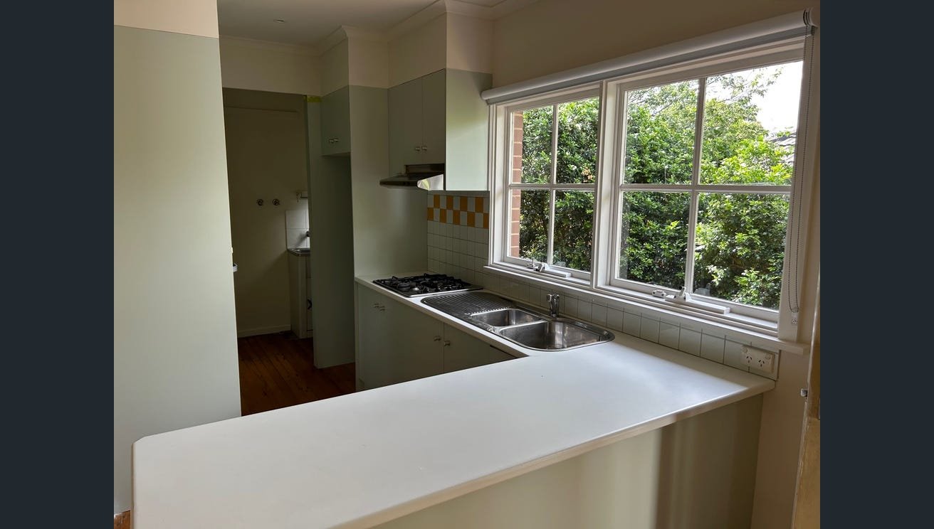 3/351 Elgar Road, Surrey&nbsp;Hills image 4