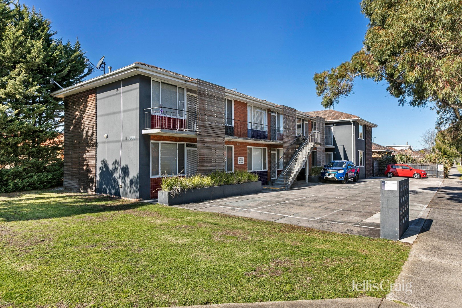 3/355 Blackshaws Road, Altona North image 1