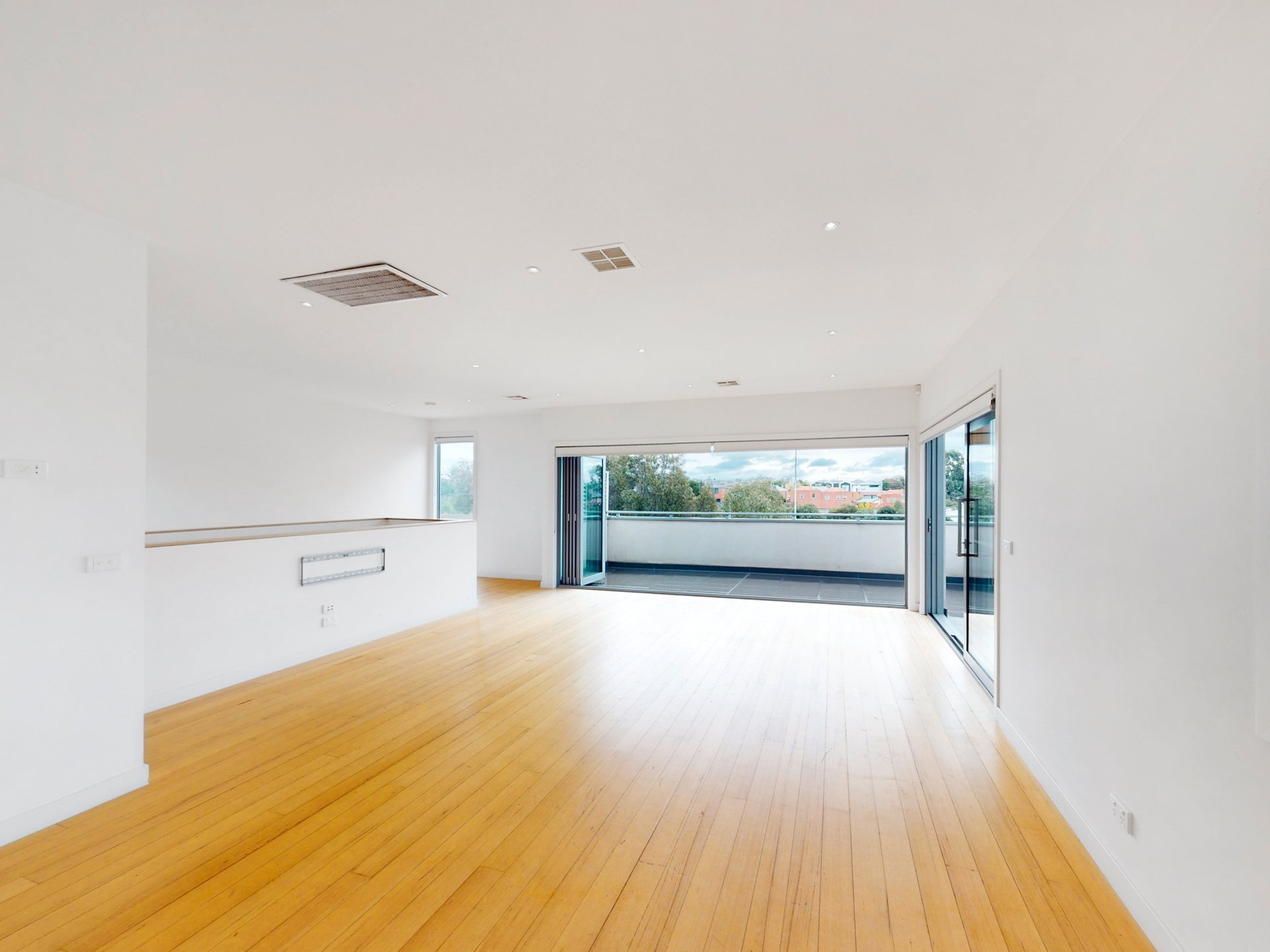 3/359 Napier Street, Strathmore image 1
