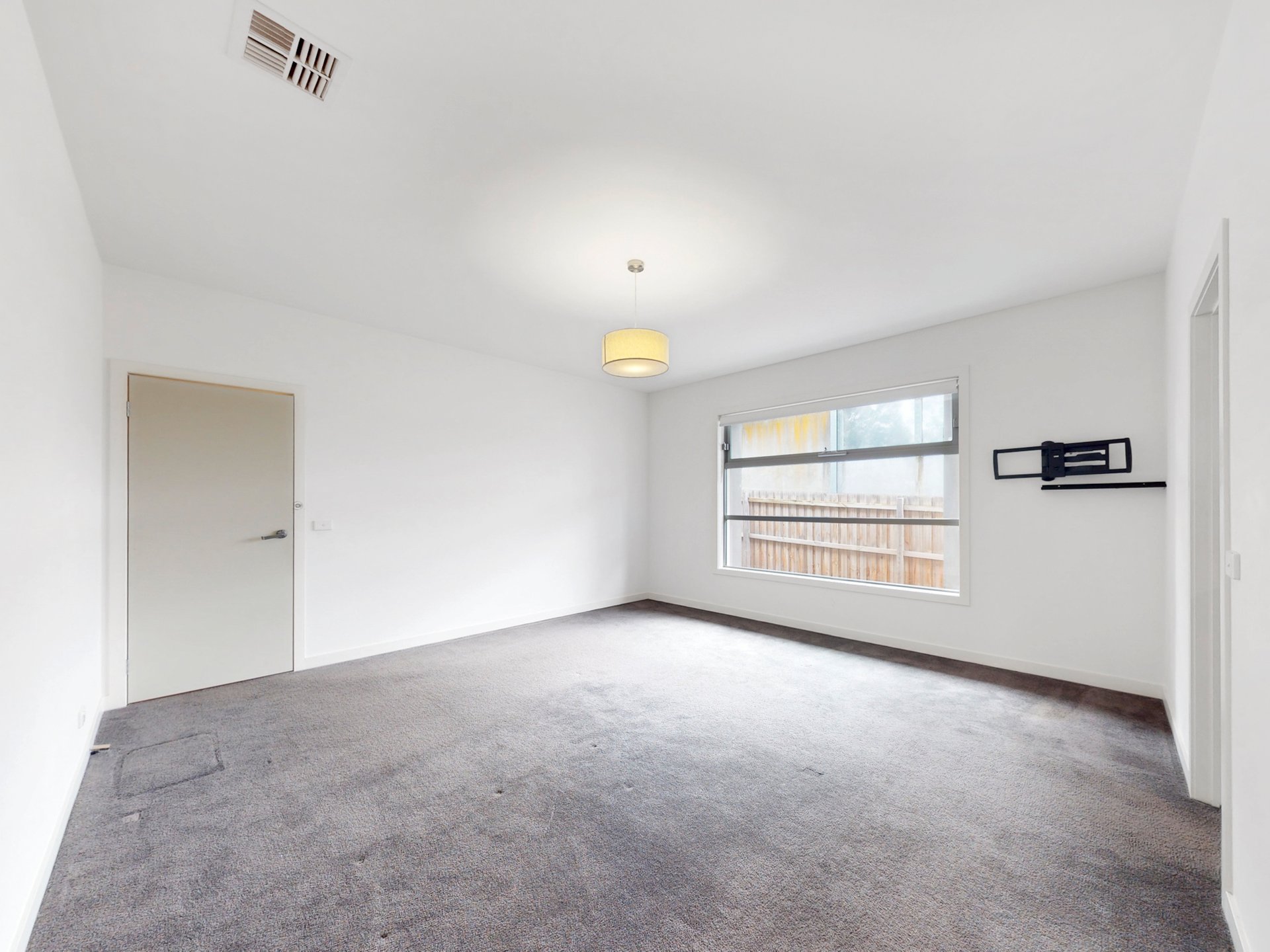 3/359 Napier Street, Strathmore image 5