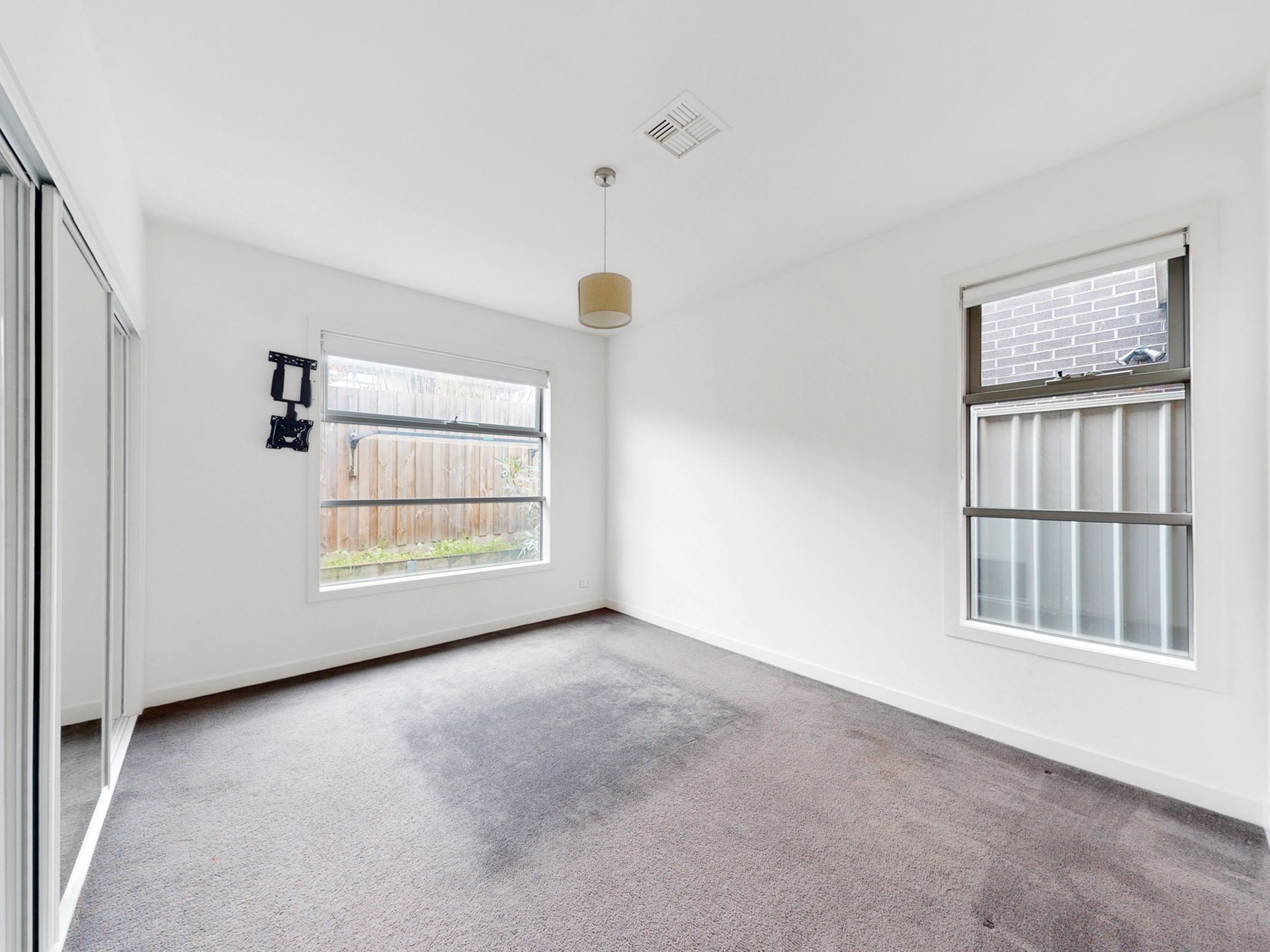 3/359 Napier Street, Strathmore image 6
