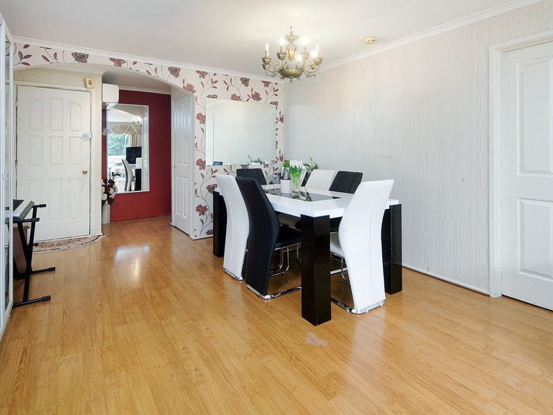 Property Gallery Thumbnail 3