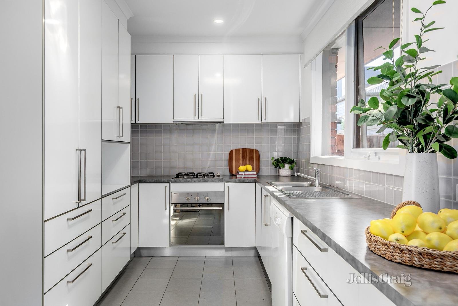 3/36 Hartington Street, Kew image 3
