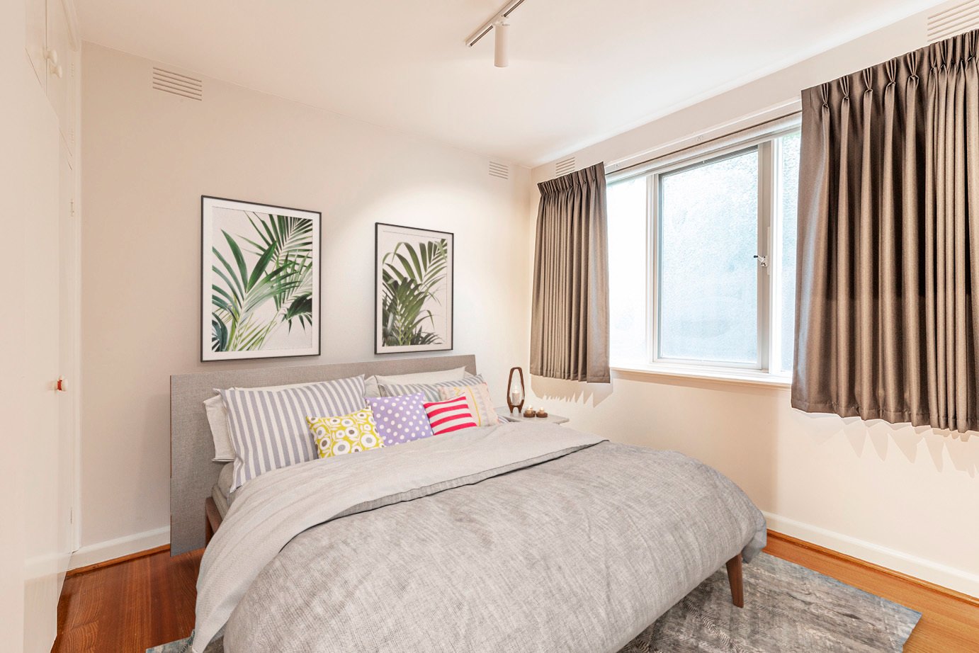Property Gallery Thumbnail 4
