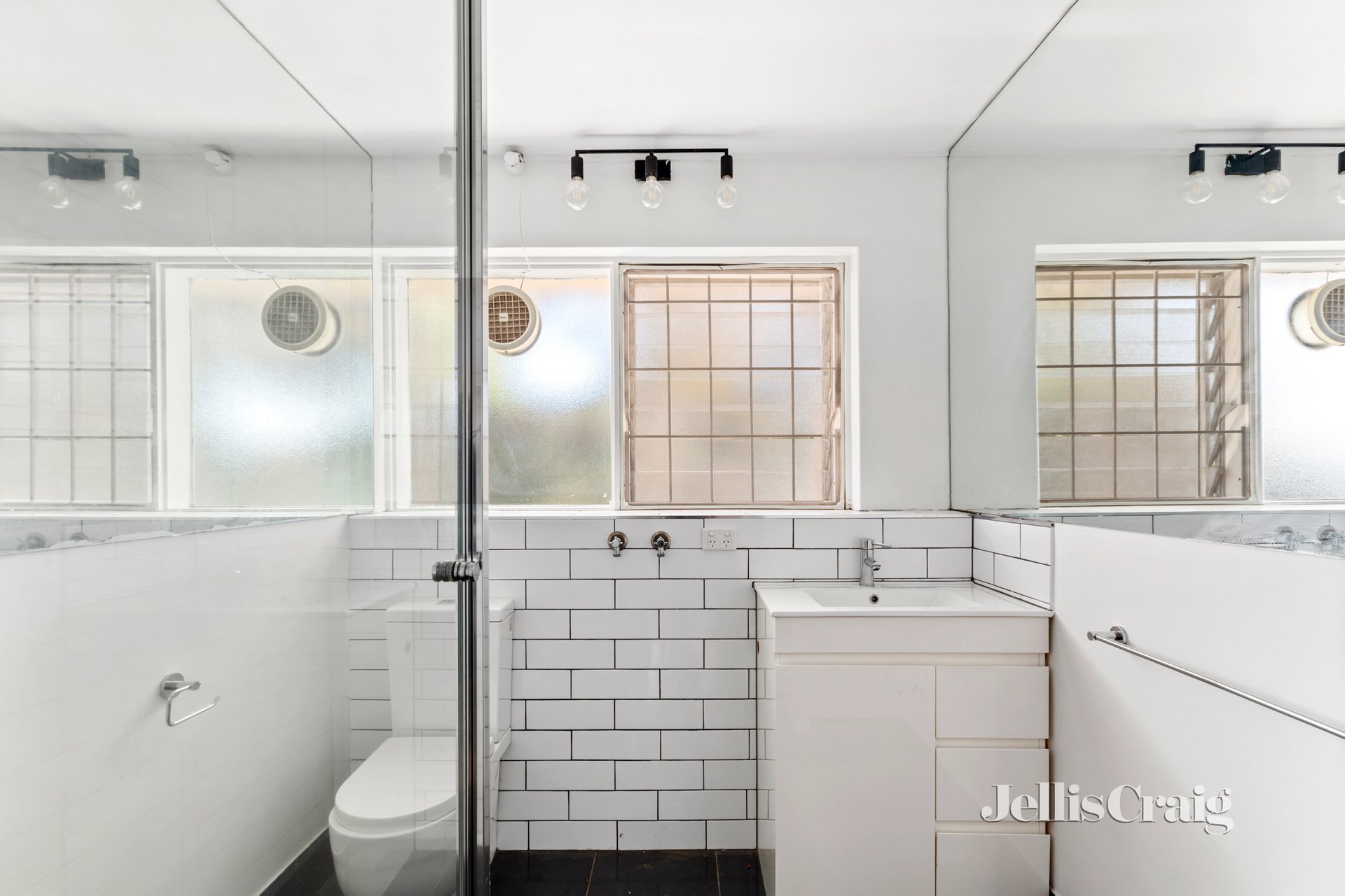 33/61 Kooyong Rd, Armadale image 5