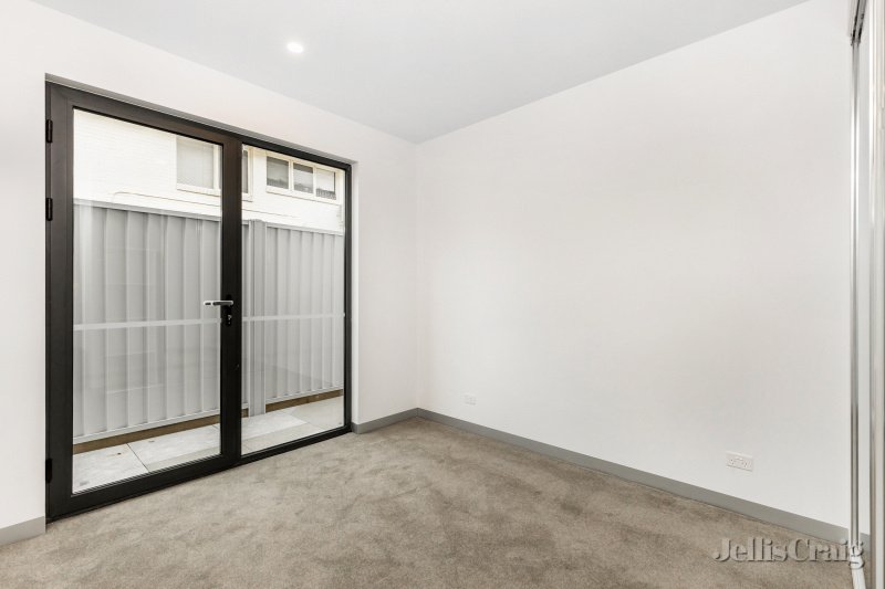 3/365 Neerim Road, Carnegie image 4
