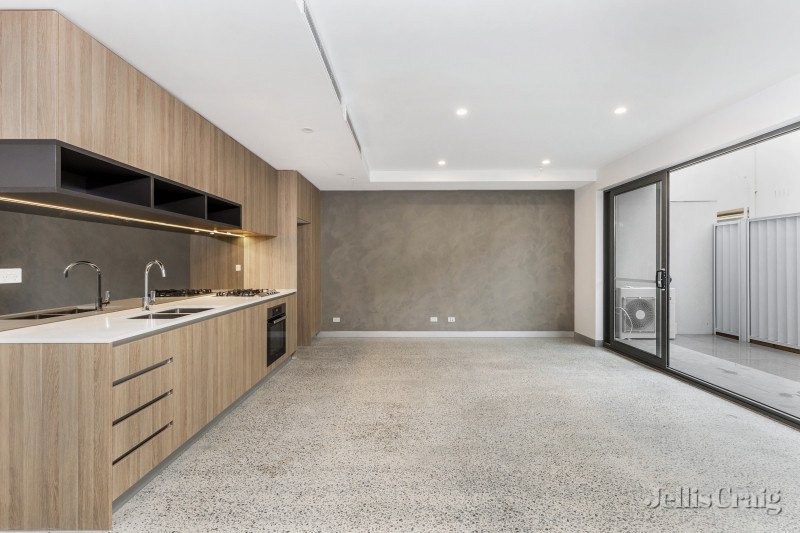 3/365 Neerim Road, Carnegie image 2