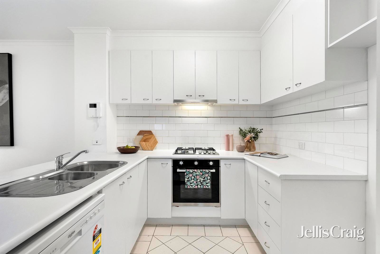 33/69 Dorcas Street, South&nbsp;Melbourne image 4
