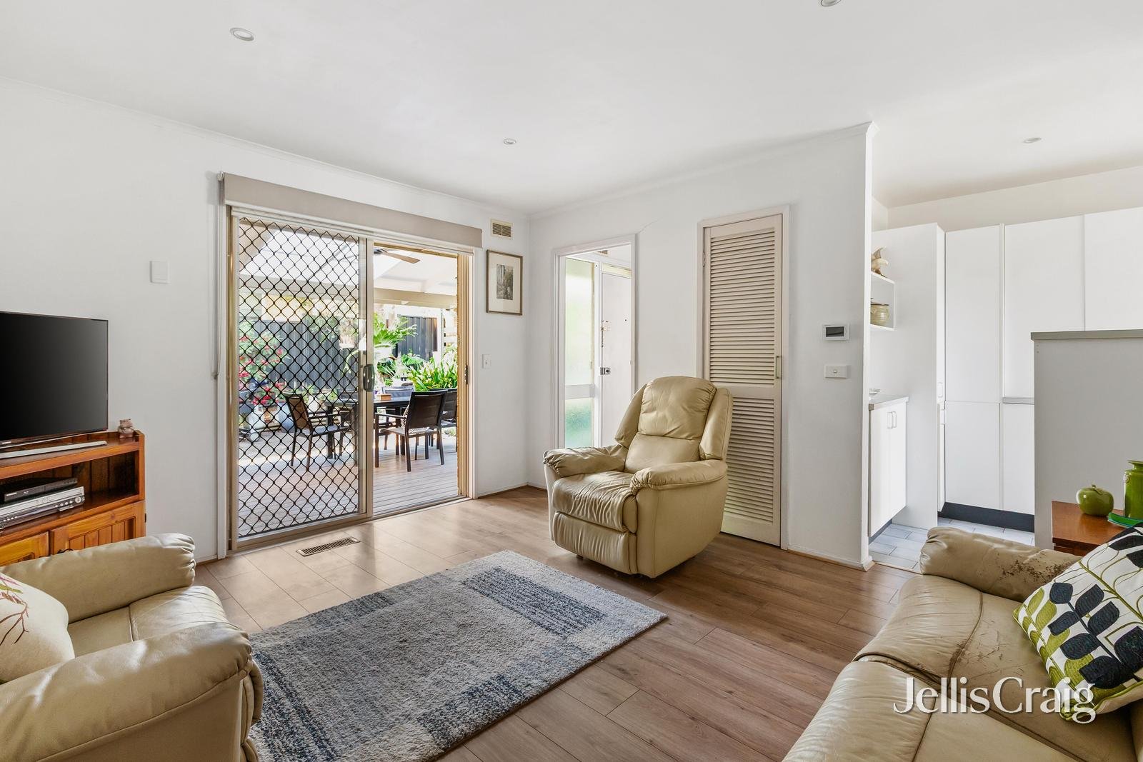 337 Banyule Road, Viewbank image 4