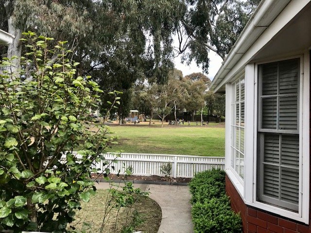 3 / 37 Regent Street Brighton East