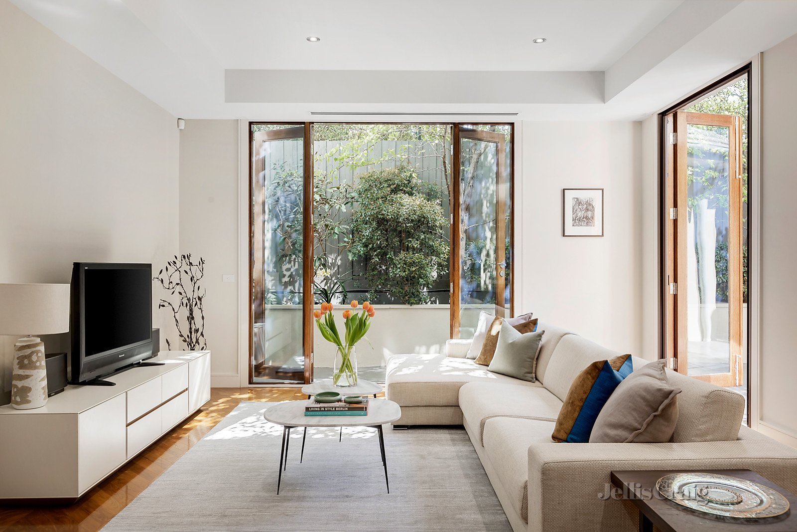 3/377 Barkers Road, Kew image 3