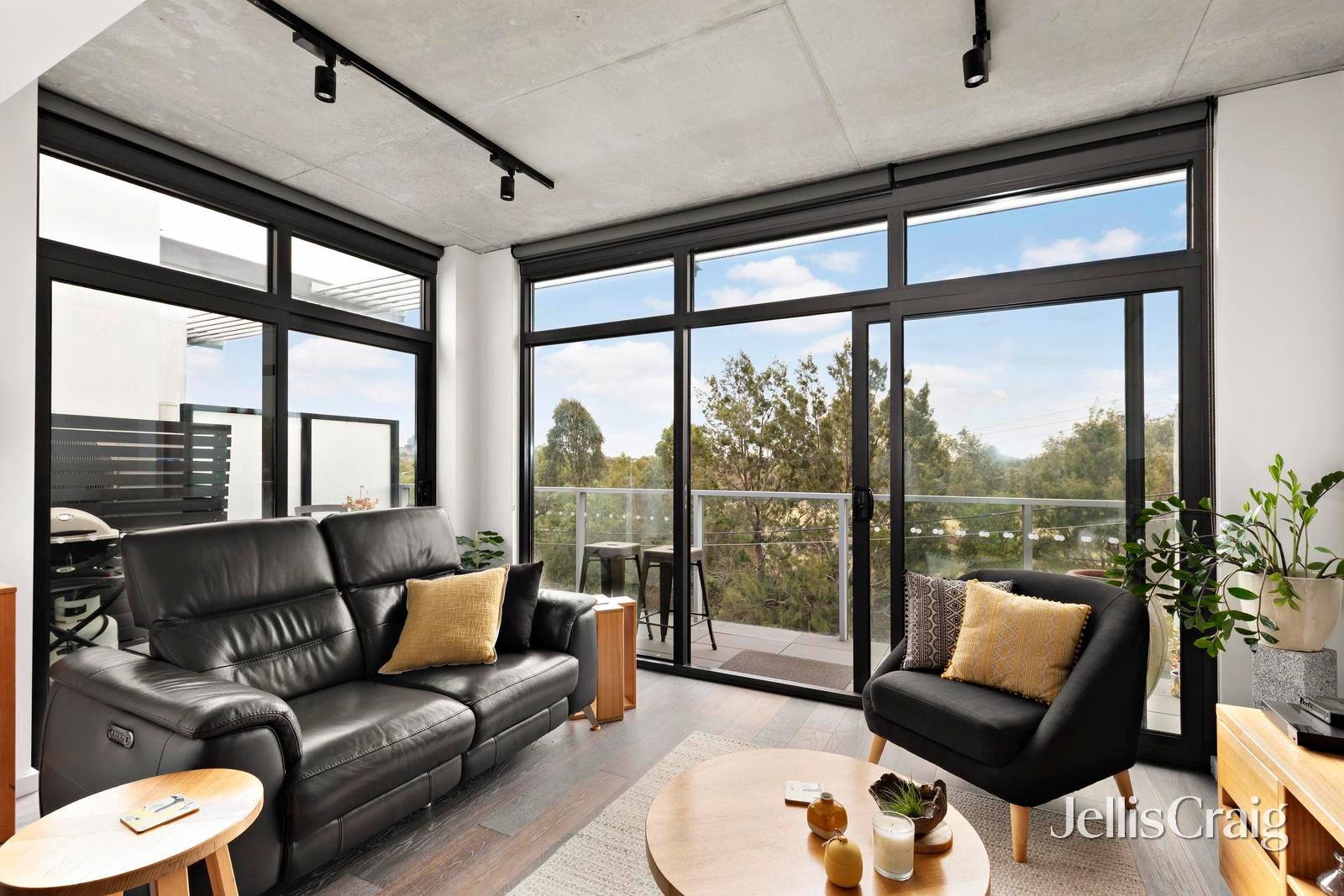 337/77 Hobsons Road, Kensington image 1