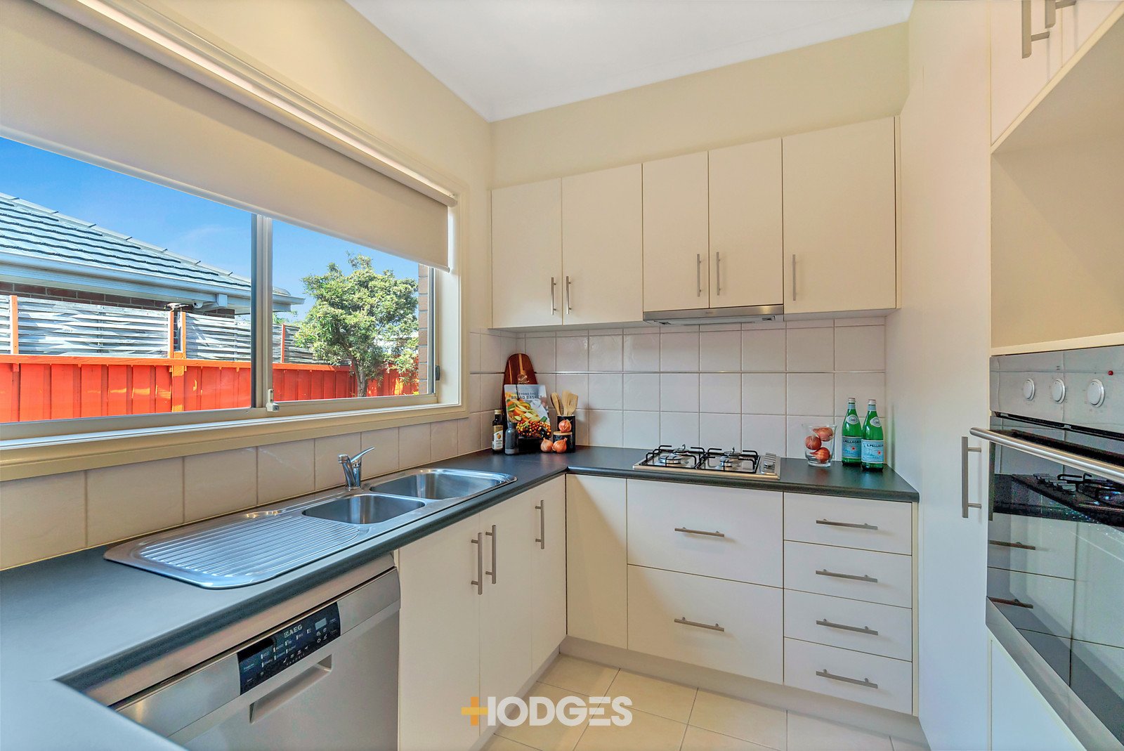 3/38 Embankment Grove Chelsea