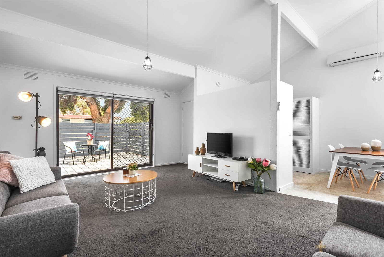 33 / 8 Hannah Street Seaford