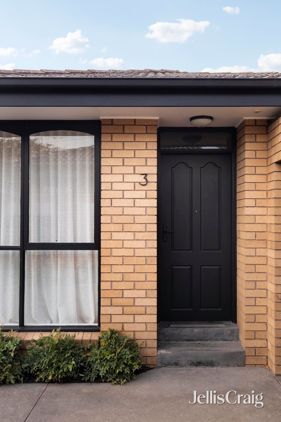 3/381 Clarke Street, Northcote image 2