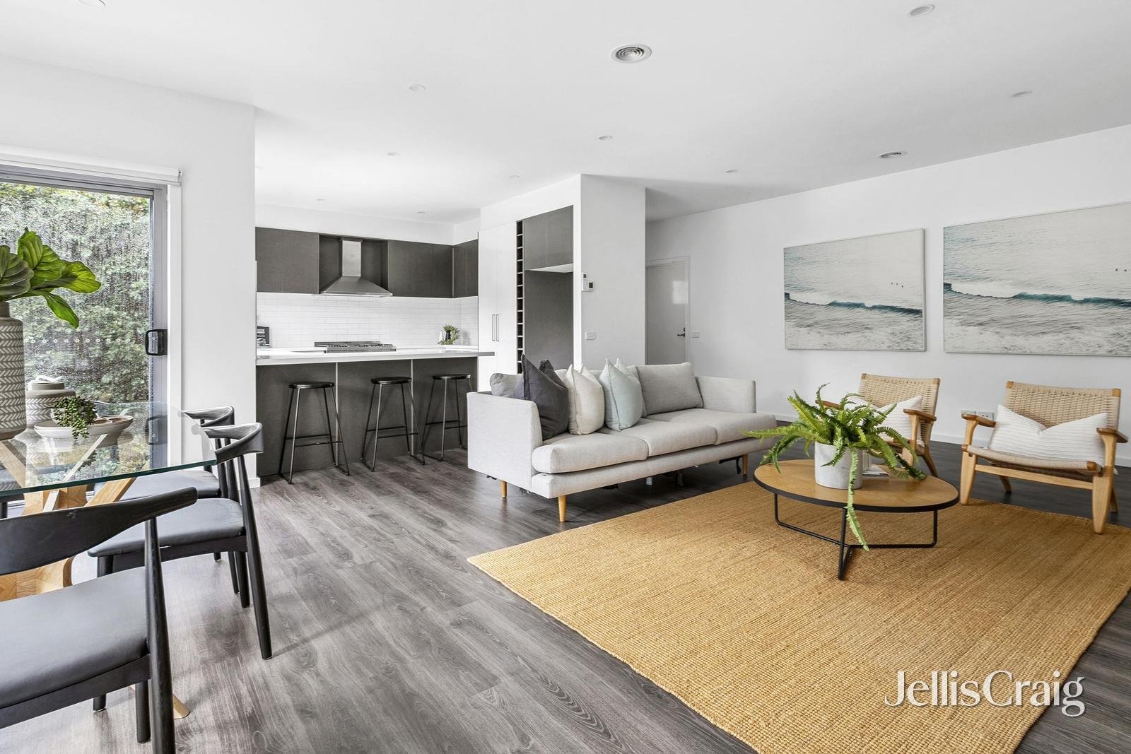 3/39 Clarence Street, Geelong West image 2