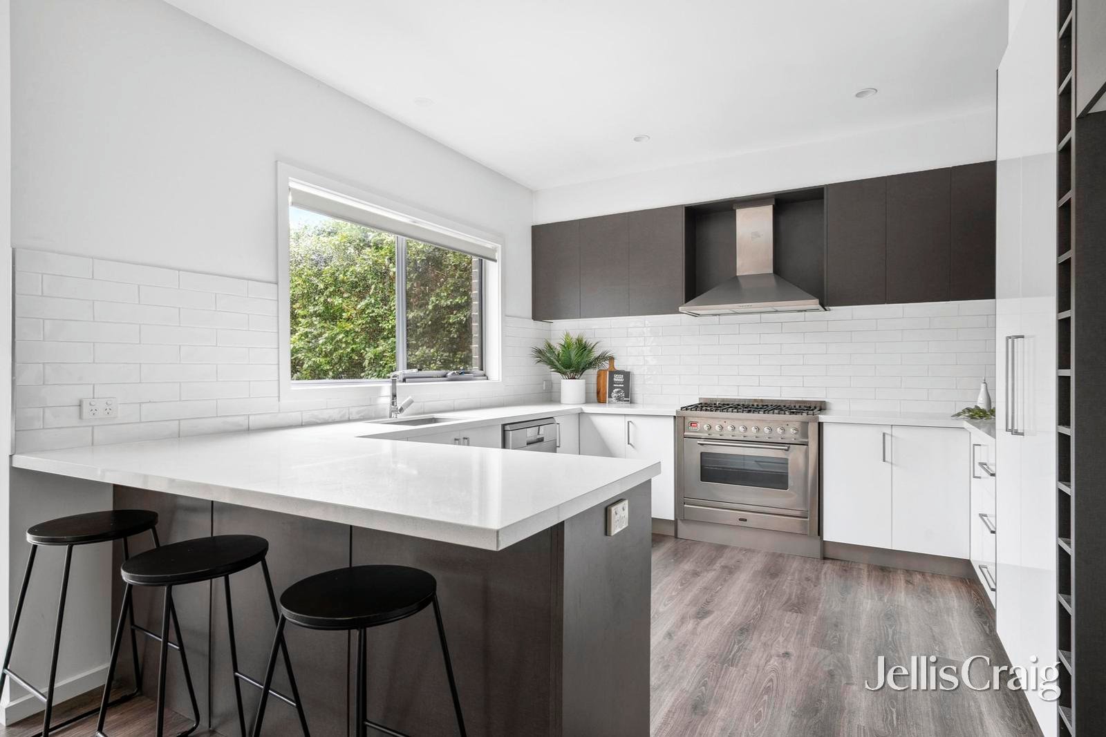 3/39 Clarence Street, Geelong West image 3