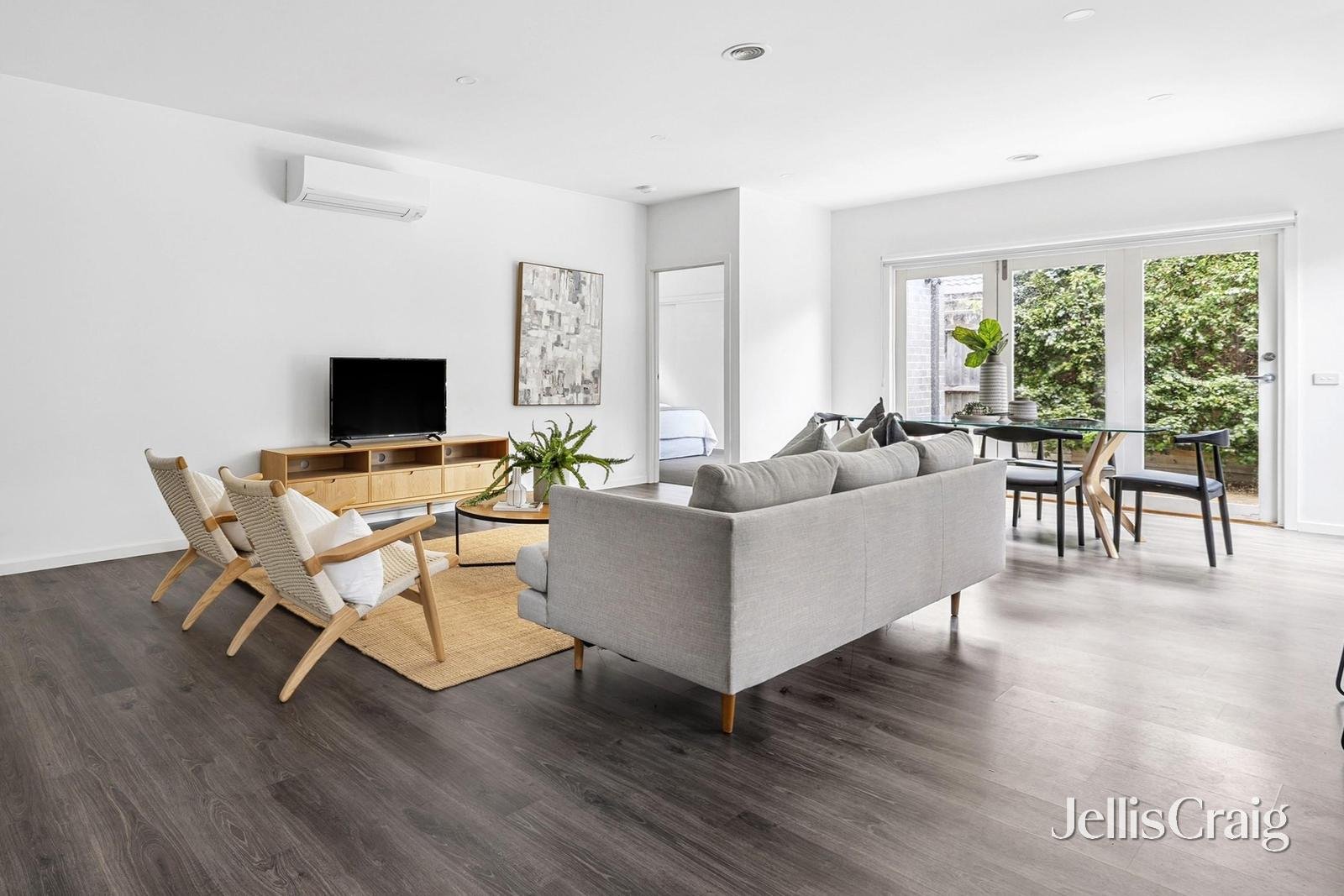 3/39 Clarence Street, Geelong West image 9