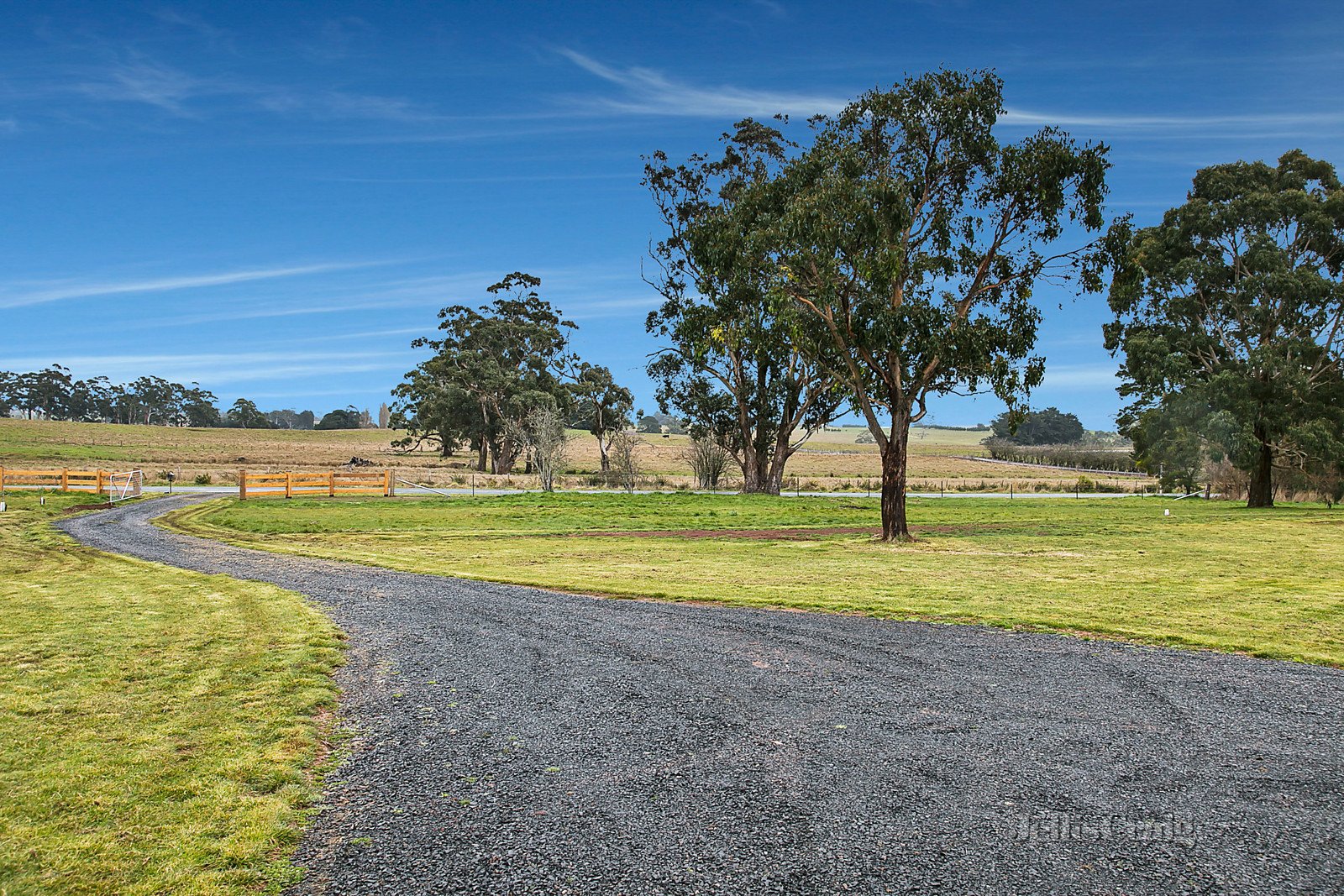 339 James Lane, Trentham East image 7