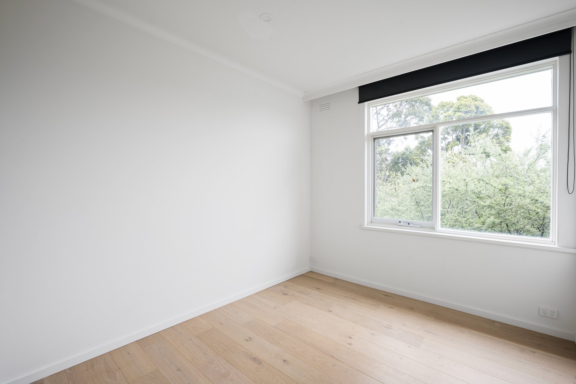 Property Gallery Thumbnail 7