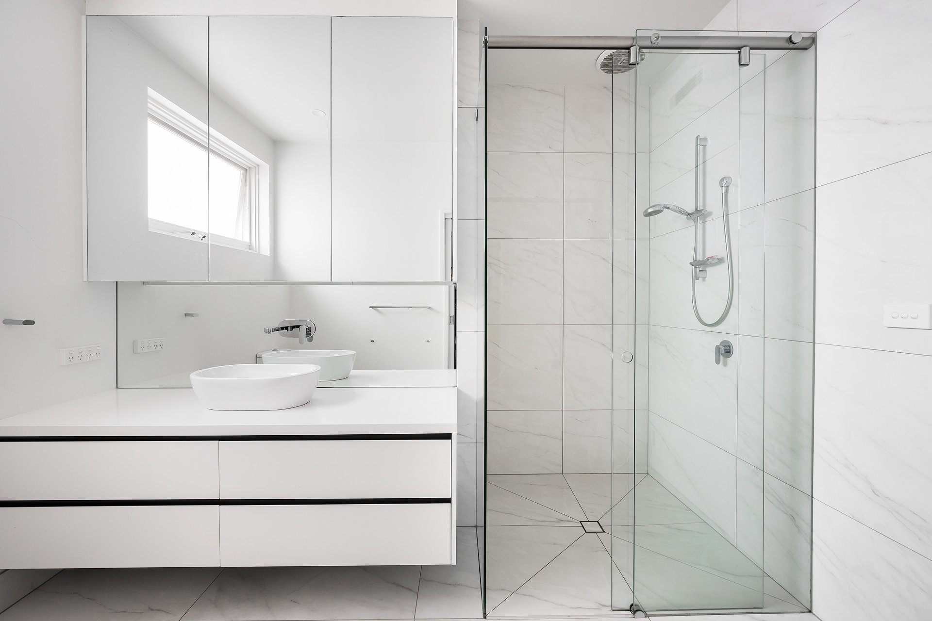 Property Gallery Thumbnail 8