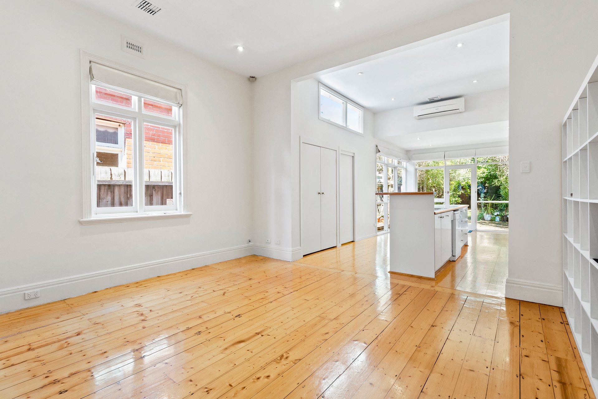 Property Gallery Thumbnail 2