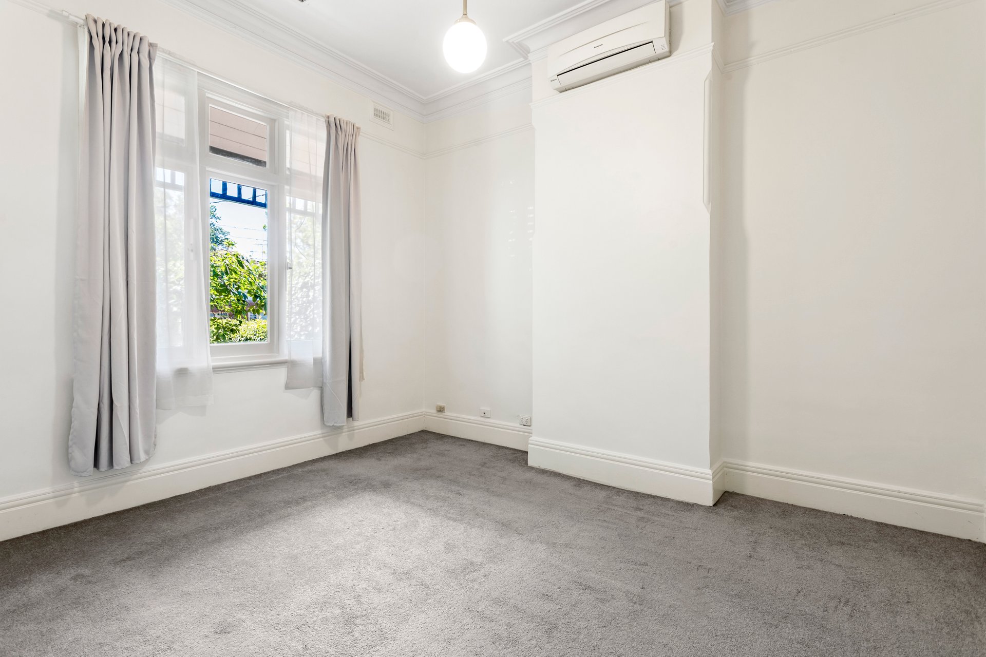 Property Gallery Thumbnail 5
