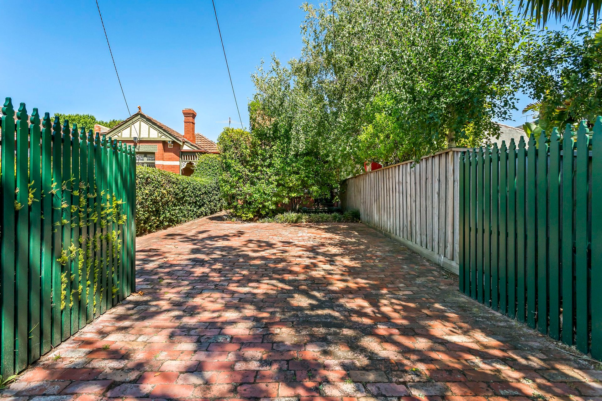 Property Gallery Thumbnail 8