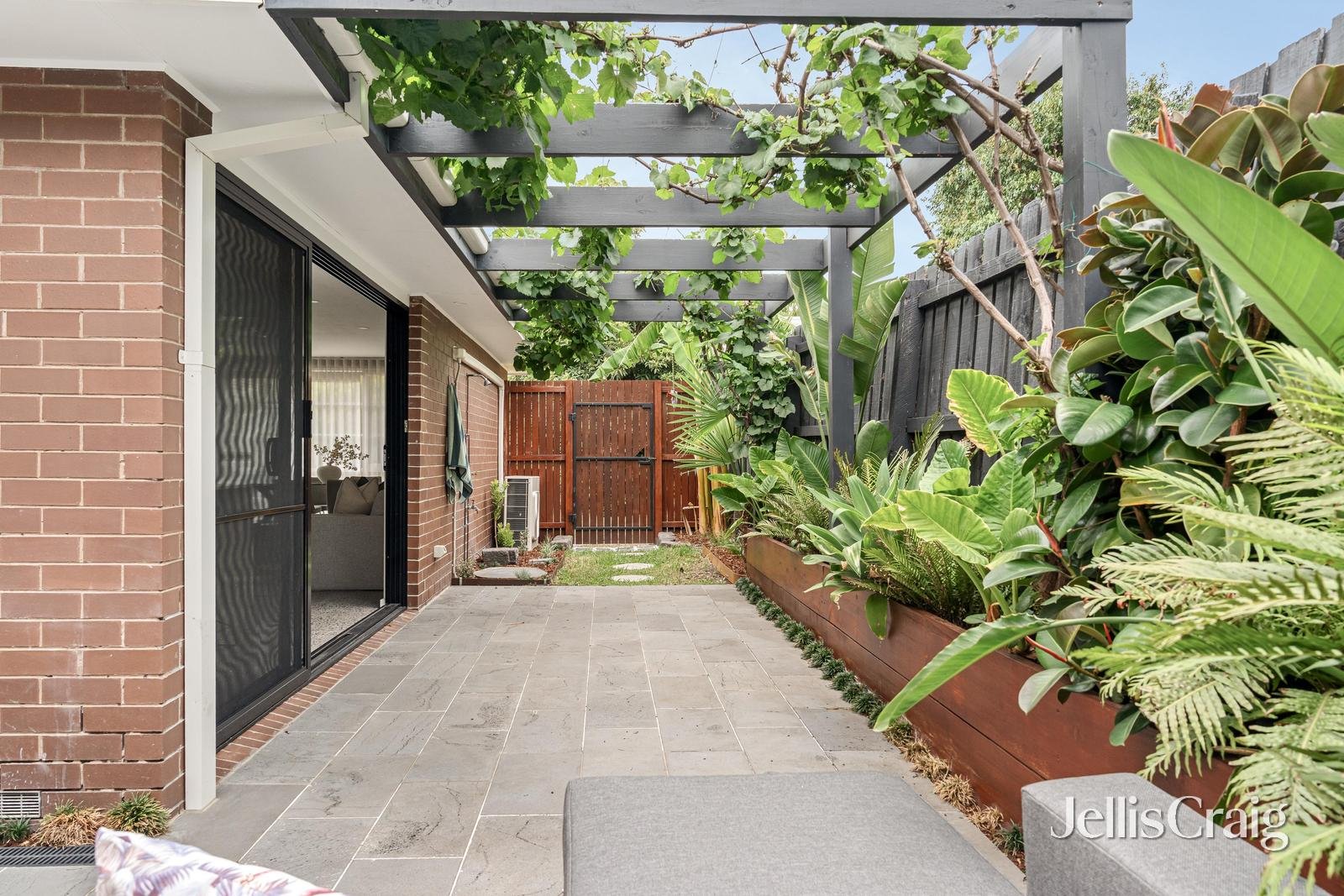 3/39 Plummer Road, Mentone image 11