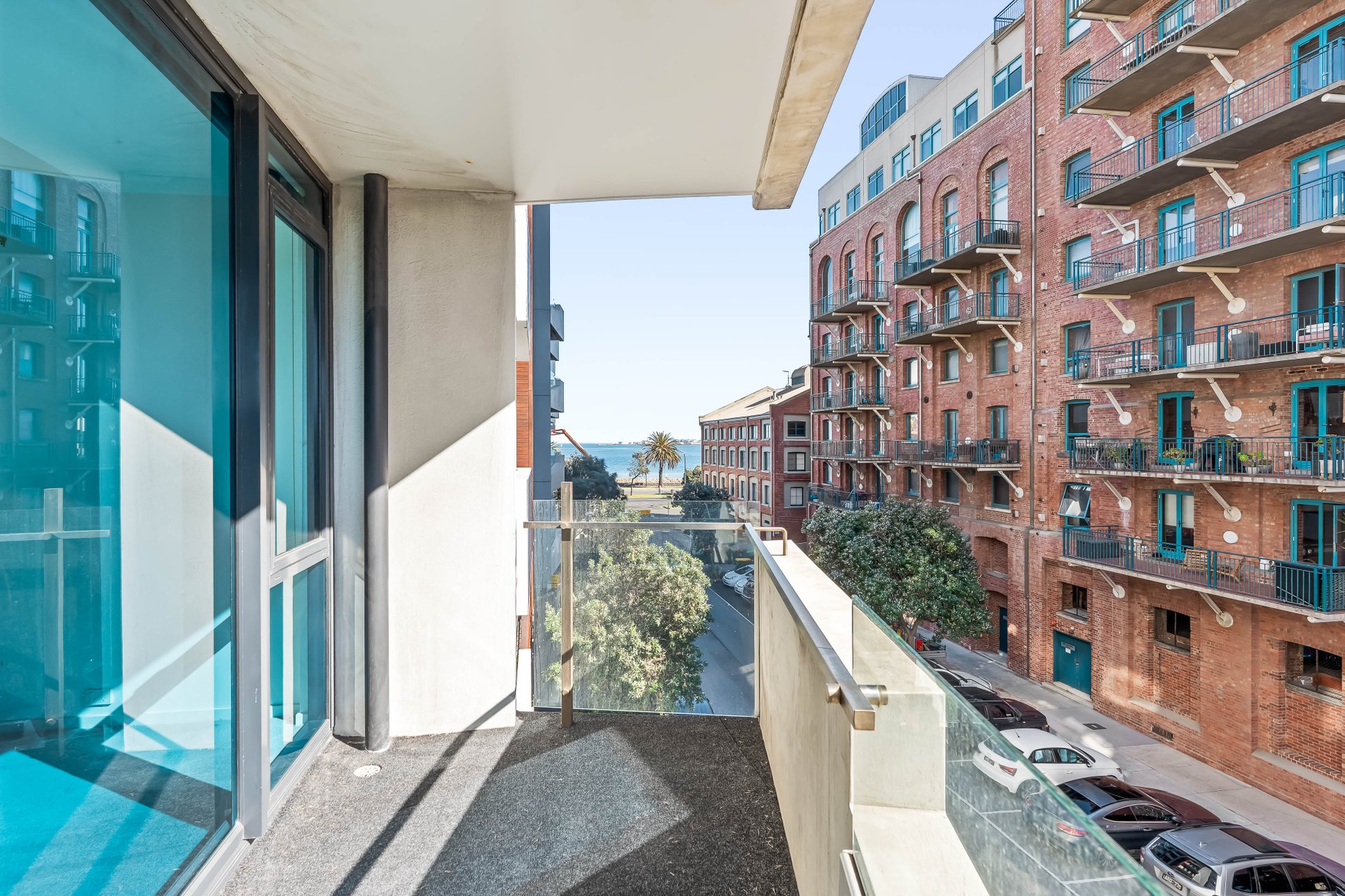 33/95 Rouse Street, Port Melbourne image 2