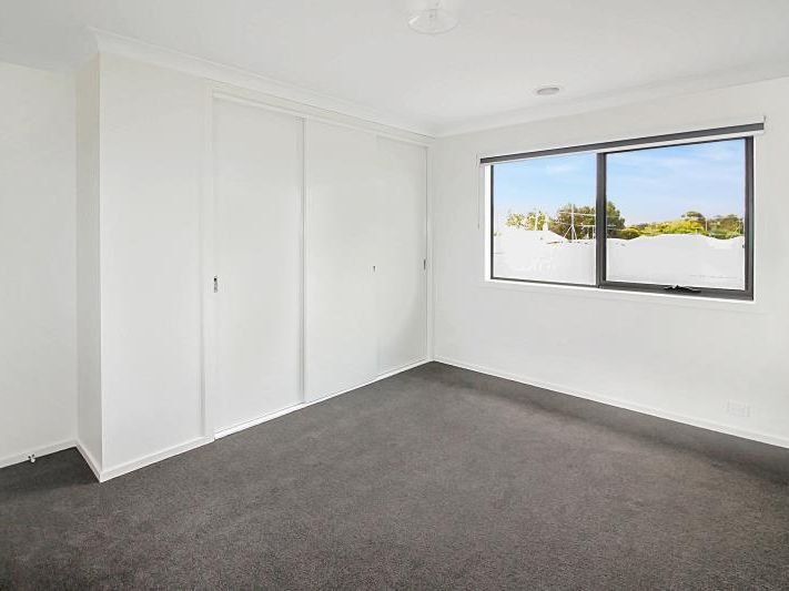 3/396 Autumn Street, Herne Hill image 8