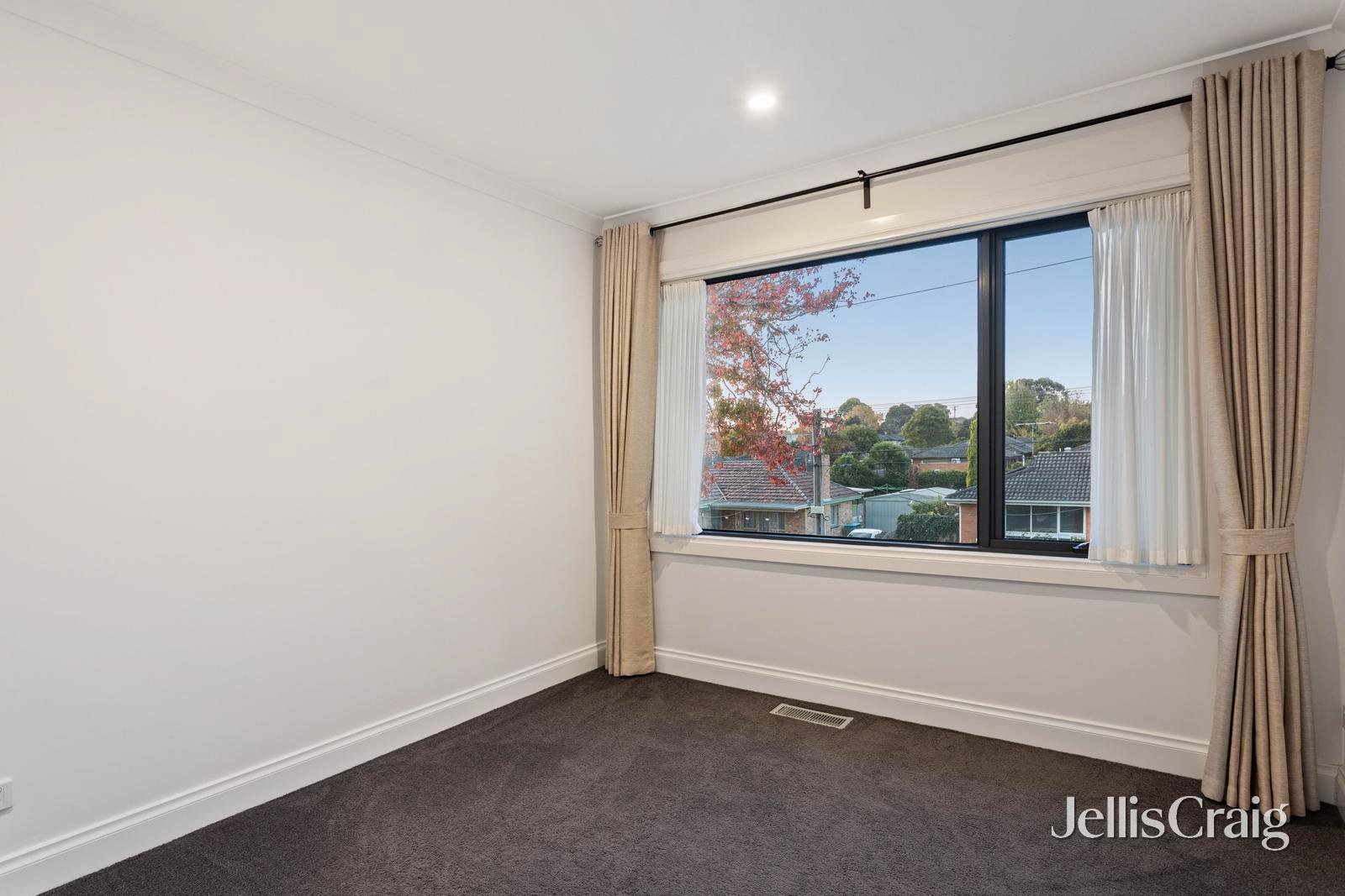 33A Barkly Street, Ringwood image 12