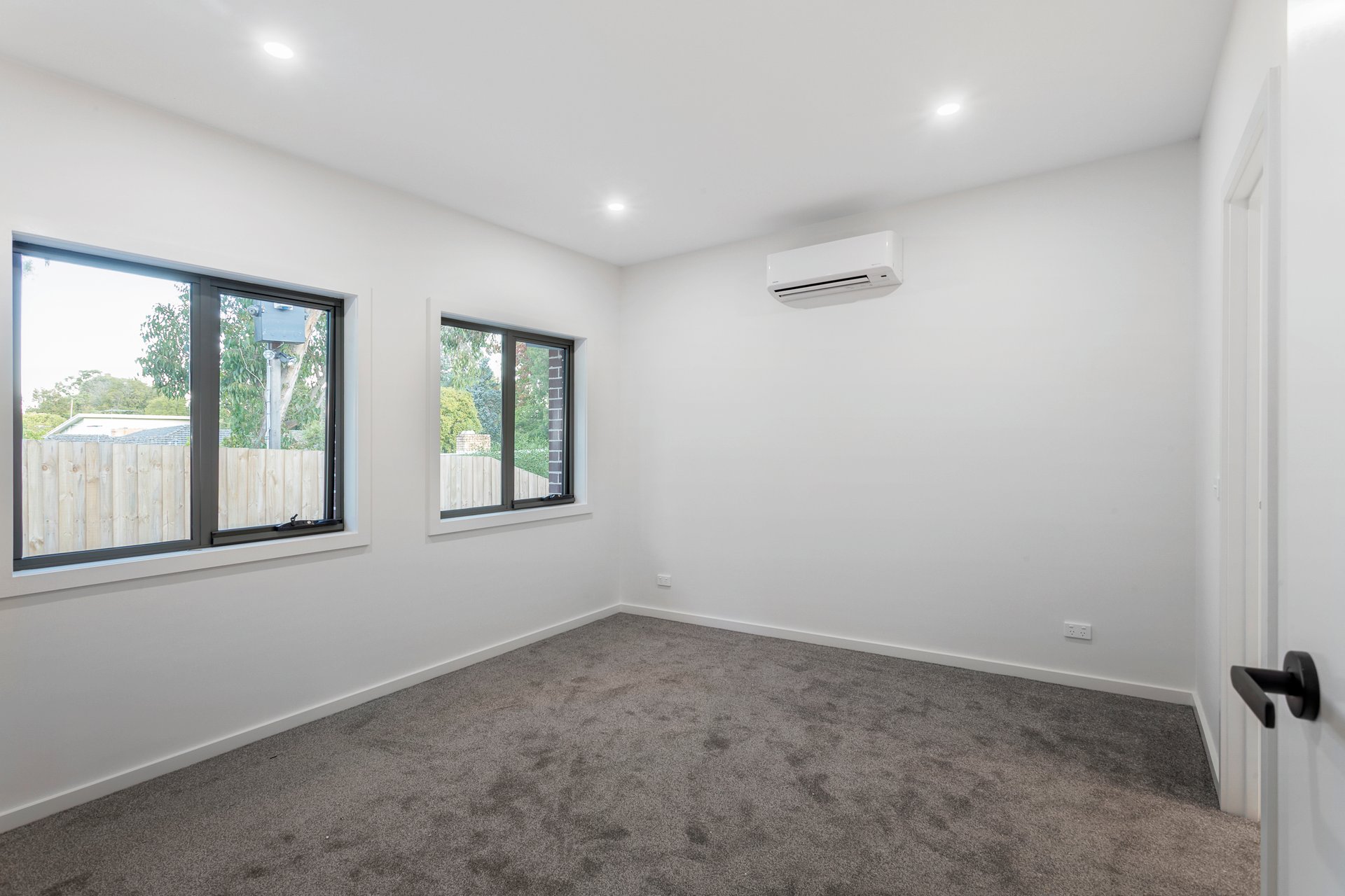 3/3A Forster Street, Mitcham image 4