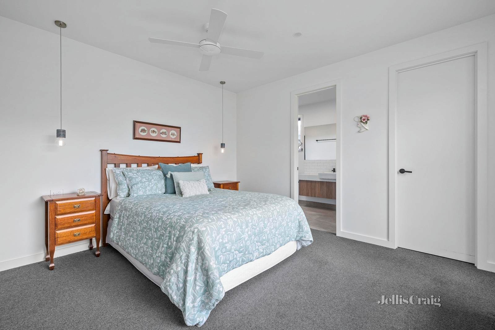 33A Separation Street, Mornington image 7
