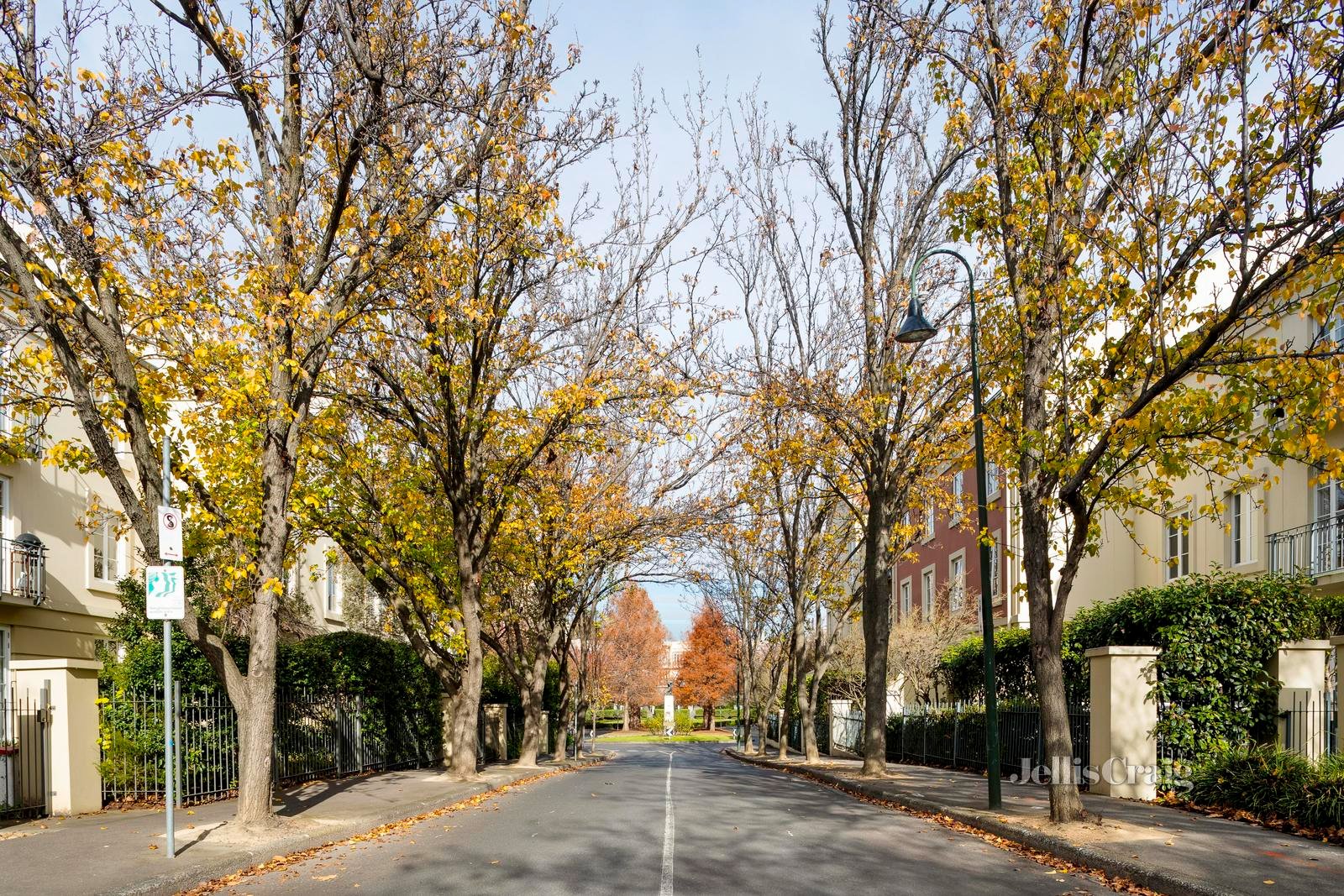 33A/8 Wellington Crescent, East Melbourne image 4