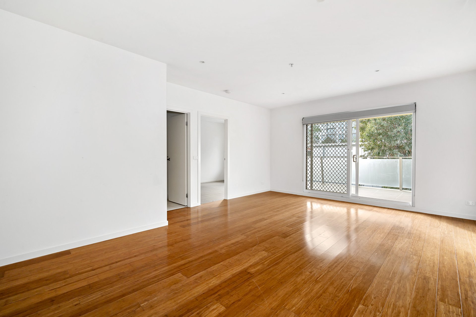 Property Gallery - Main Image