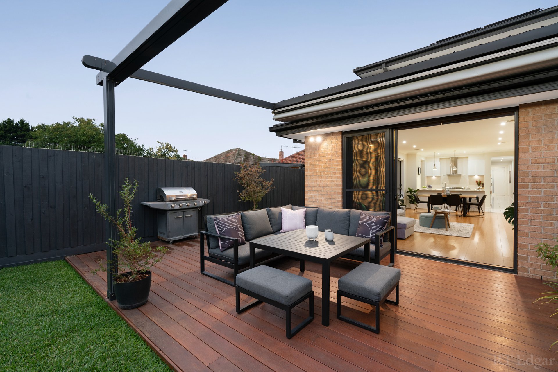 Property Gallery Thumbnail 18