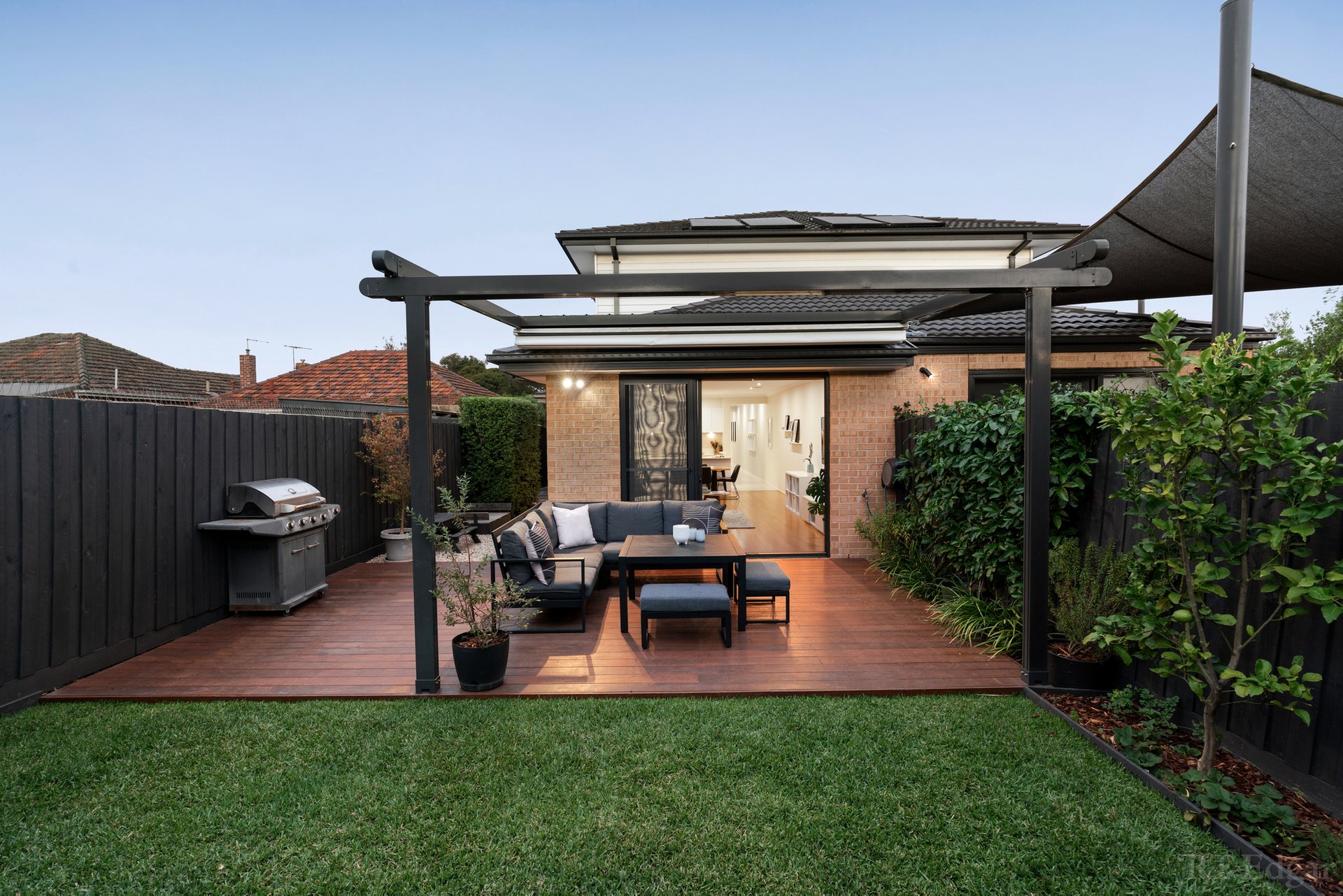 Property Gallery Thumbnail 19