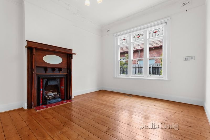 34 Addison Street, Elwood image 3