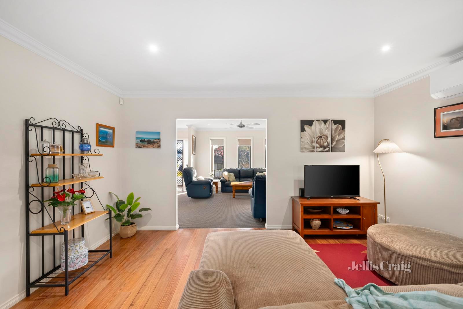 34 Aintree Street, Mooroolbark image 4