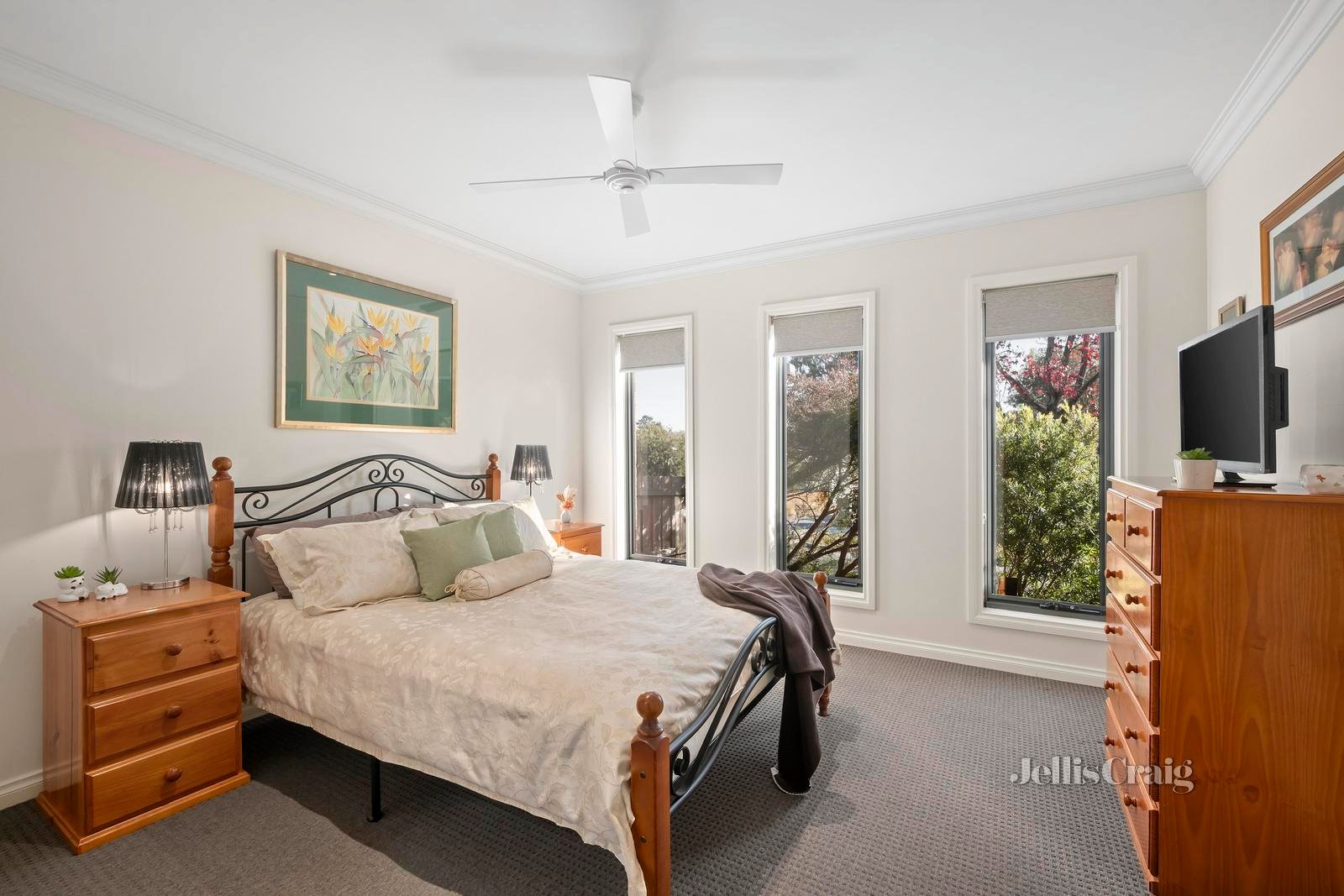 34 Aintree Street, Mooroolbark image 7