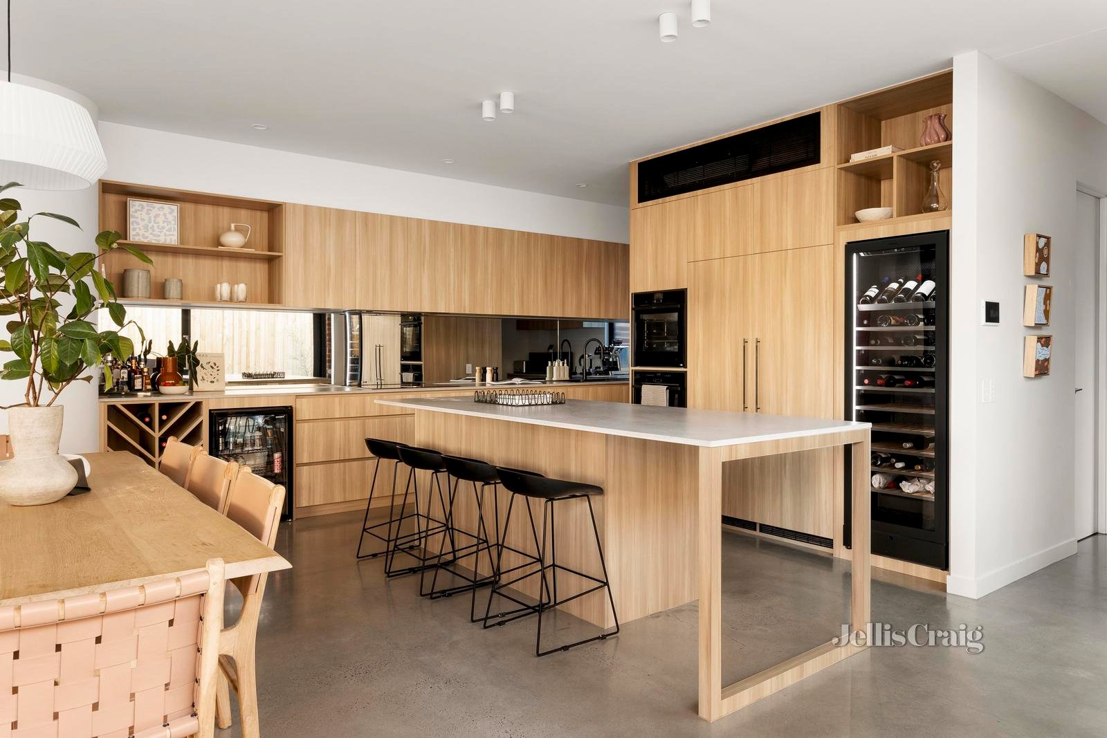 34 Andrew Street, Northcote image 5
